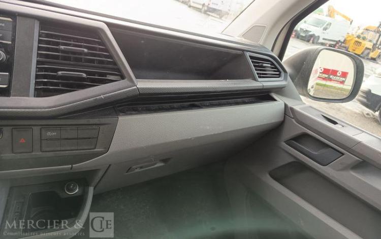 VOLKSWAGEN TRANSPORTER T6 (7H) Fourgon L2H1 2.0 TDI 16V 150 cv – DIESEL – ANNEE 2022 BLANC GK-923-TQ