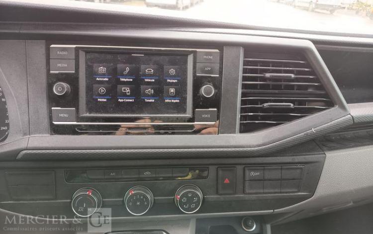 VOLKSWAGEN TRANSPORTER T6 (7H) Fourgon L2H1 2.0 TDI 16V 150 cv – DIESEL – ANNEE 2022 BLANC GK-923-TQ