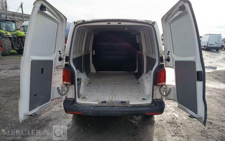 VOLKSWAGEN TRANSPORTER T6 (7H) Fourgon L2H1 2.0 TDI 16V 150 cv – DIESEL – ANNEE 2022 BLANC GK-923-TQ
