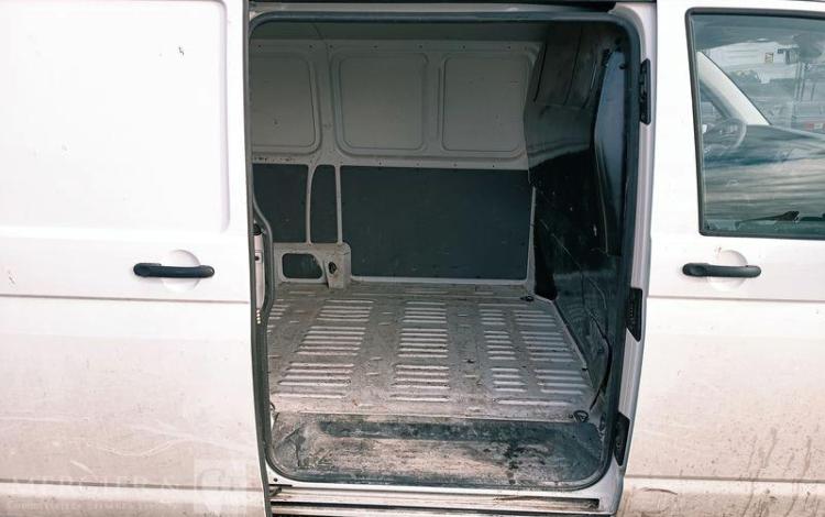 VOLKSWAGEN TRANSPORTER T6 (7H) Fourgon L2H1 2.0 TDI 16V 150 cv – DIESEL – ANNEE 2022 BLANC GK-923-TQ