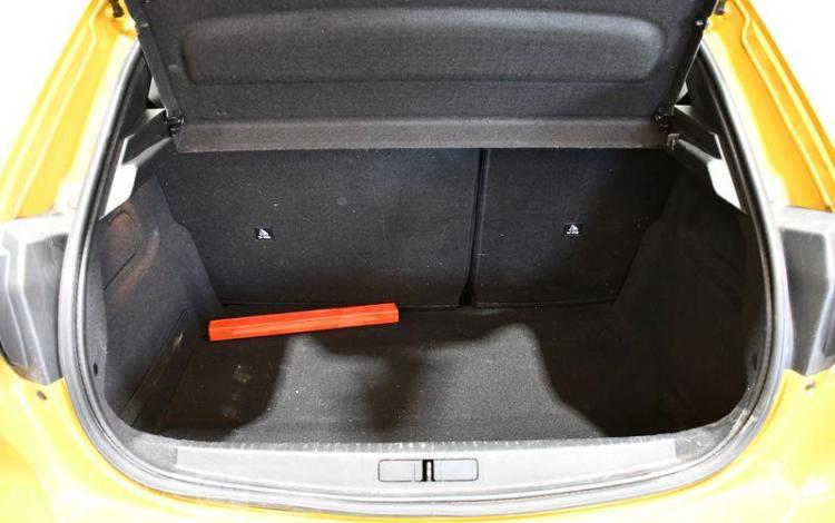 PEUGEOT e-208 135ch 50KWH ACTIVE JAUNE GL-705-KL