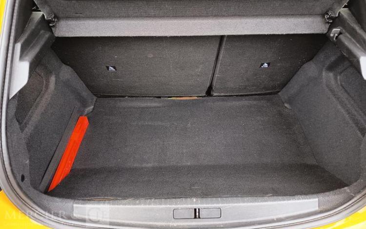 PEUGEOT e-208 135ch 50KWH ACTIVE JAUNE GL-705-KL