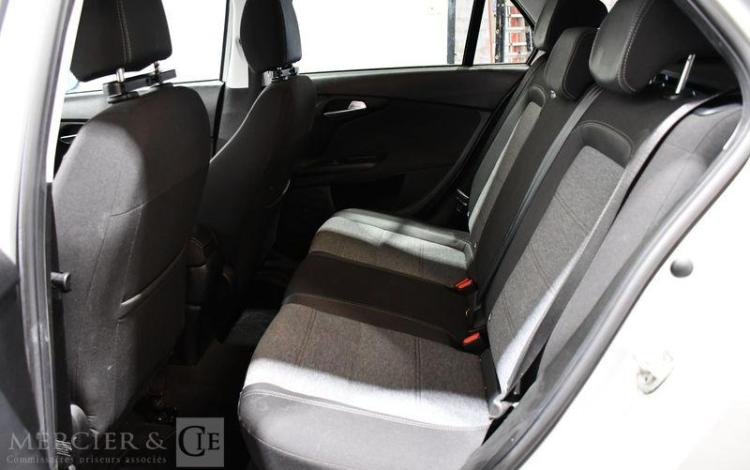 FIAT TIPO CROSS SW 1,6 MJT 130CH S&S PLUS GRIS GL-891-WK