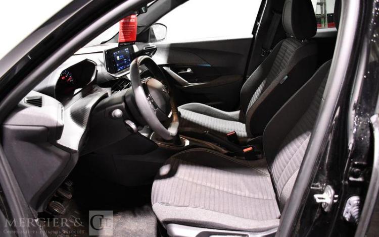 PEUGEOT 2008 1.2 PURETECH 100ch STYLE NOIR GM-125-KM