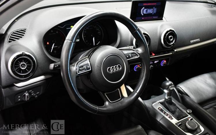 AUDI A3 SPORTBACK 1.4 G-TRON 110 AMBITION S-TRONIC BLEU GM-217-FV