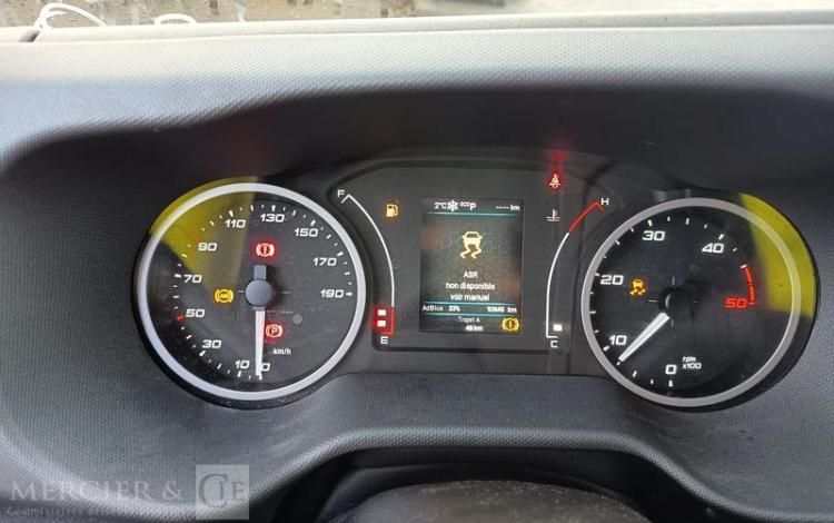 IVECO DAILY VI Fourgon Phase 3 35S18 3.0 D 16V Hi-Matic 175 cv Boîte auto BLANC GM-740-ZM