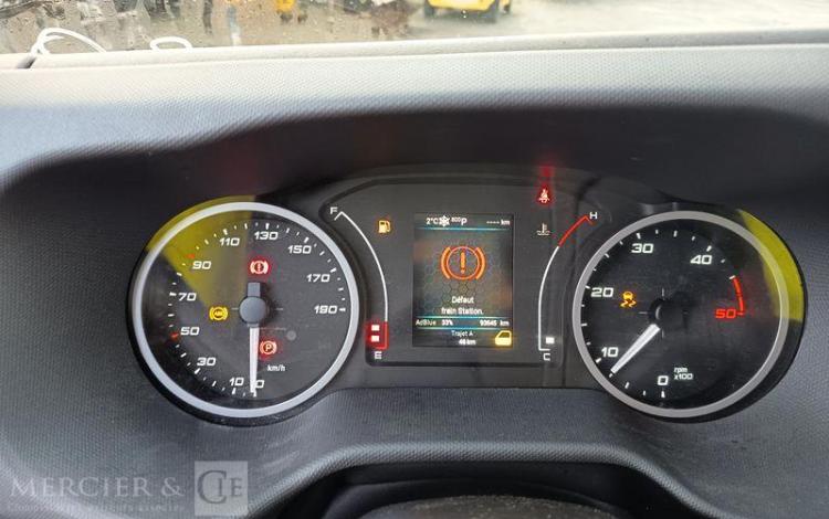 IVECO DAILY VI Fourgon Phase 3 35S18 3.0 D 16V Hi-Matic 175 cv Boîte auto BLANC GM-740-ZM