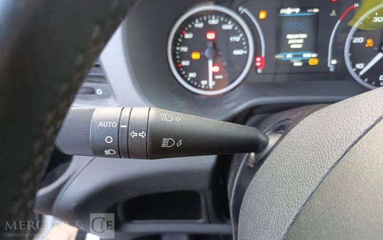 IVECO DAILY VI Fourgon Phase 3 35S18 3.0 D 16V Hi-Matic 175 cv Boîte auto BLANC GM-740-ZM