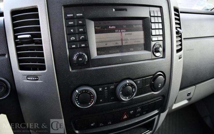 MERCEDES SPRINTER FOURGON 319 CDI BVM BLEU GM-949-MP