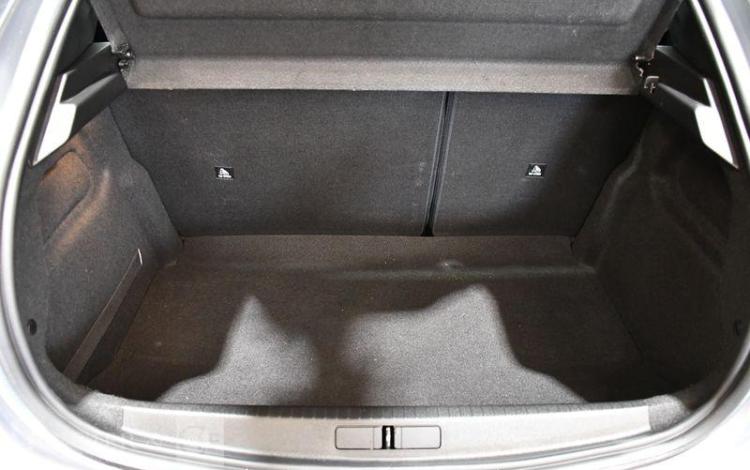 PEUGEOT 208 1.2 PURETECH 100ch STYLE GRIS GM-975-LF