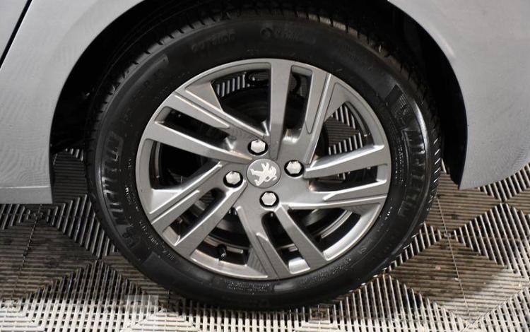 PEUGEOT 208 1.2 PURETECH 100ch STYLE GRIS GM-975-LF