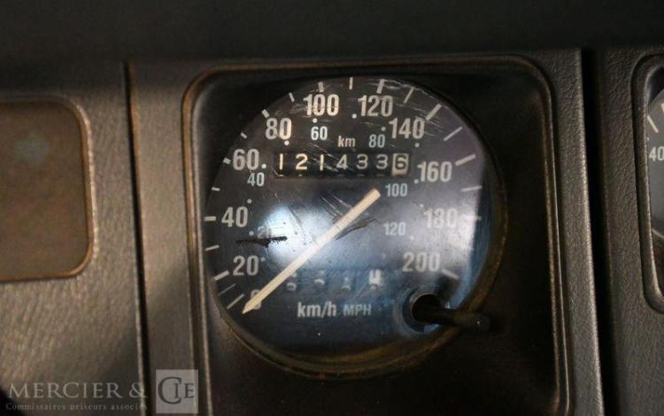 JEEP WRANGLER 4,0 180 AWD GRIS GN-075-TY