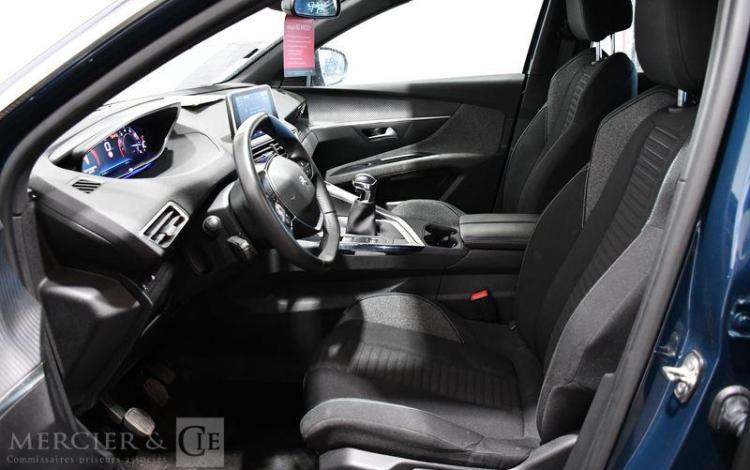 PEUGEOT 5008 ACTIVE PACK PURETECH VERT GN-629-MW