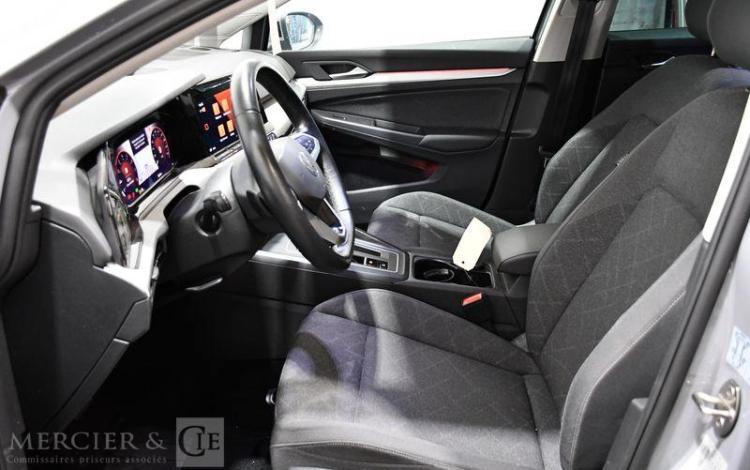 VOLKSWAGEN GOLF VIII 1.0 E-TSI 150 MHEV OPF LIFE PLUS DSG GRIS GN-792-SZ