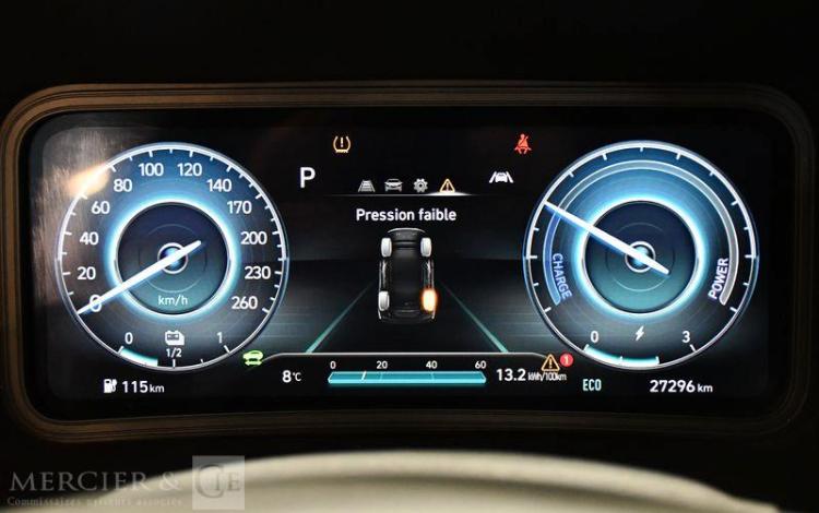 HYUNDAI KONA INTUITIVE GRIS GP-564-SE