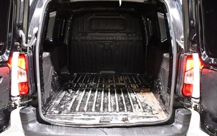 PEUGEOT PARTNER 1.5 BLUEHDI 100ch 650KG L1 M NOIRE GP-683-QA