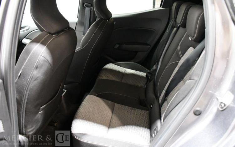 RENAULT CLIO V TCE 90 EVOLUTION GRIS GQ-144-VT