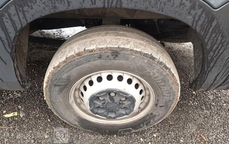 IVECO DAILY VI 35S14 2.3 D 16V 136 cv – DIESEL – 49456 KMS – ANNEE 2023 NOIR GQ-250-DL