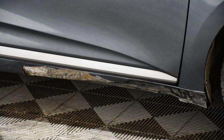 RENAULT CLIO V 1.6 E-TECH 145ch MHEV RS LINE BVA GRIS GQ-353-TM