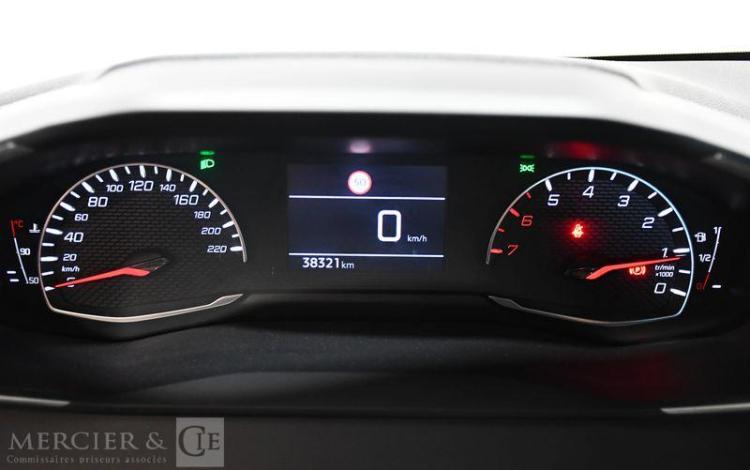 PEUGEOT 208 1.2 PURETECH 100ch STYLE ROUGE GR-562-HF