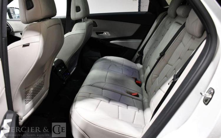 DS DS7 1.6 225H 180ch PHEV OPERA EAT BLANC GR-759-YK