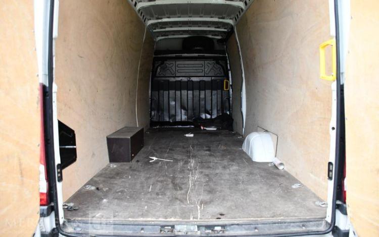 IVECO DAILY 6 FG PHASE 3 35S18 3,0D HI MATIC 175CH BVA  GR-947-PZZ