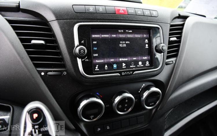 IVECO DAILY 6 FG PHASE 3 35S18 3,0D HI MATIC 175CH BVA  GR-947-PZZ