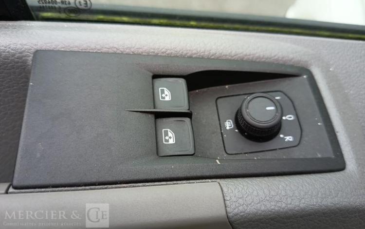 VOLKSWAGEN CRAFTER FOURGON 2.0 TDI 175ch 3t5 L4H3 FWD BVA BLANC GS-640-KQ