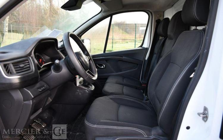 RENAULT TRAFIC VAN L2H1 3T BLUE DCI 130 E6 BLANC GT-474-MJ