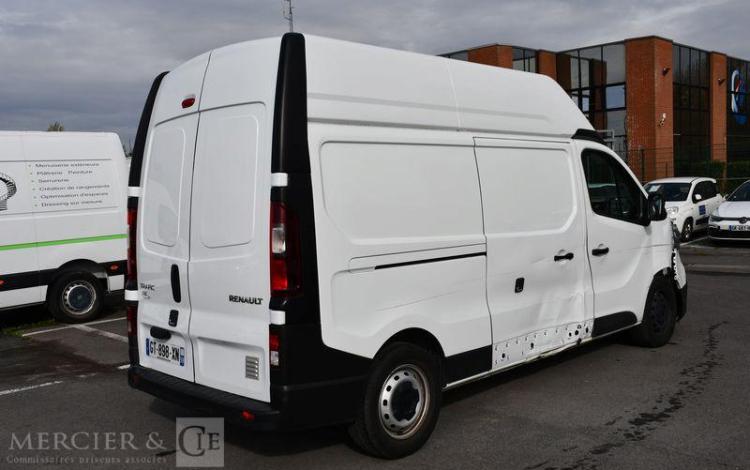 RENAULT TRAFIC III Fourgon Phase 3 L2H2 3.0T 2.0 dCi 16V S&S 150 cv – ANNEE 2024 BLANC GT-898-XN
