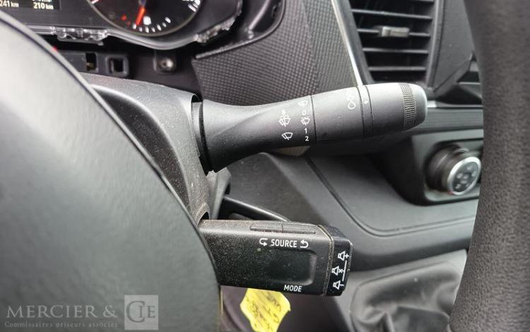 RENAULT TRAFIC III Fourgon Phase 3 L2H2 3.0T 2.0 dCi 16V S&S 150 cv – ANNEE 2024 BLANC GT-898-XN