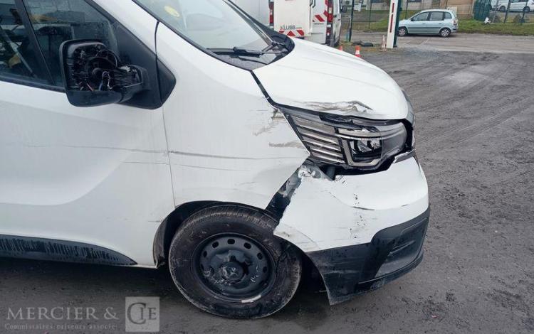 RENAULT TRAFIC III Fourgon Phase 3 L2H2 3.0T 2.0 dCi 16V S&S 150 cv – ANNEE 2024 BLANC GT-898-XN