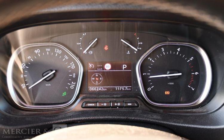 CITROEN JUMPY CABINE APPROFONDIE 2.0 BLUEHDI 145ch M L2 EAT BLANC GV-017-YX