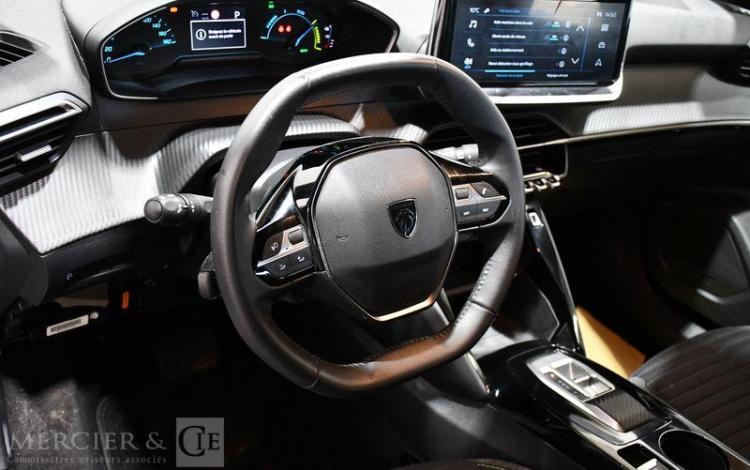 PEUGEOT e-2008 GRIS GV-084-YQ