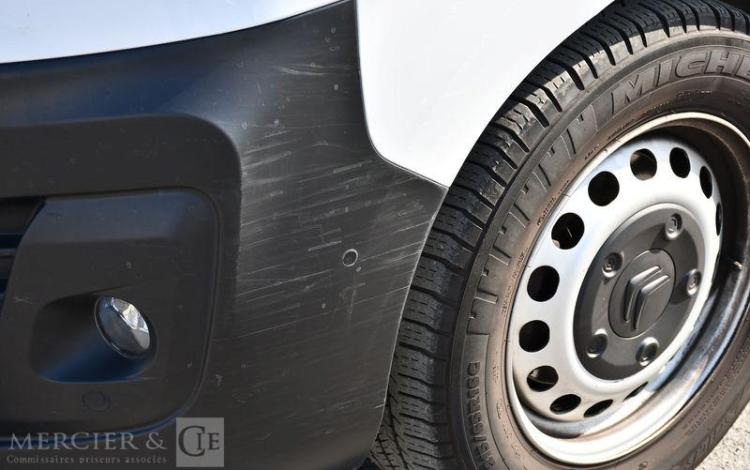 CITROEN JUMPY TAILLE M BLUE HDI BLANC GV-610-ZC