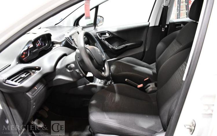 PEUGEOT 208 SOCIETE 1.6 BLUEHDI 100 PREMIUM BLANC GW-343-LZ