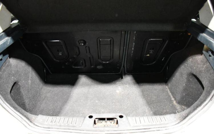 FORD FIESTA 1.4 TDCI 70CH TREND GRIS GW-498-BT