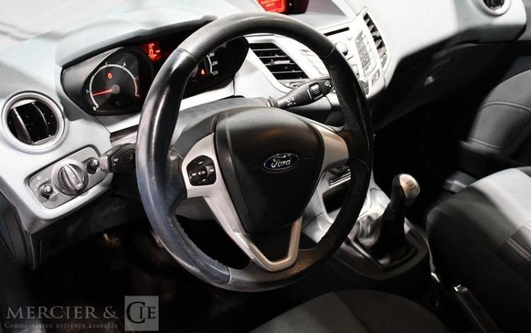 FORD FIESTA 1.4 TDCI 70CH TREND GRIS GW-498-BT