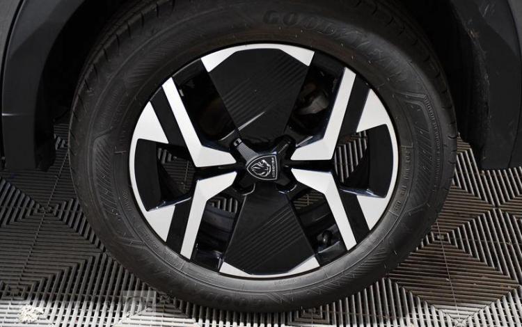 PEUGEOT 2008 1.2 135ch MHEV ALLURE E-DCS6 GRIS GW-624-SJ