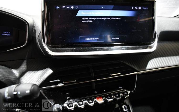 PEUGEOT 2008 GRIS GW-714-SJ