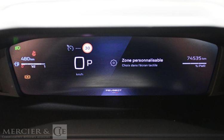 PEUGEOT 2008 GRIS GW-714-SJ