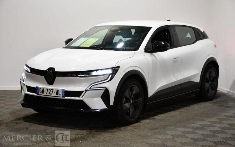 RENAULT MEGANE E-TECH 130ch 40KWH AUTONOMIE-URBAINE EQUILIBRE BLANC GW-727-WL