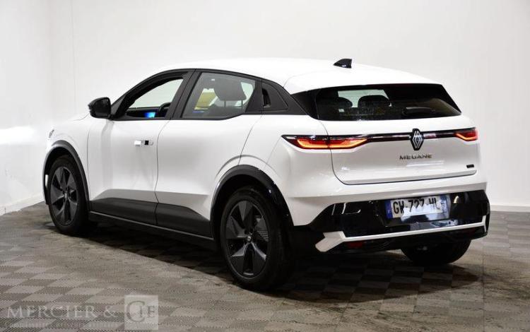 RENAULT MEGANE E-TECH 130ch 40KWH AUTONOMIE-URBAINE EQUILIBRE BLANC GW-727-WL