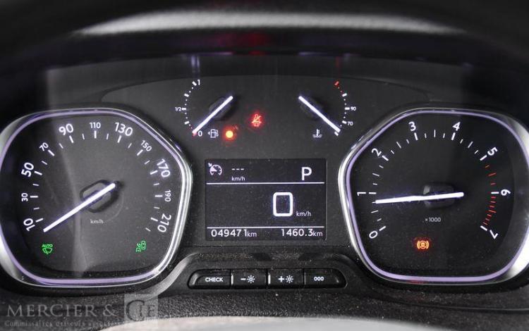 CITROEN JUMPY FOURGON M 2.0 BLUEHDI 145ch EAT BLANC GW-963-RZ