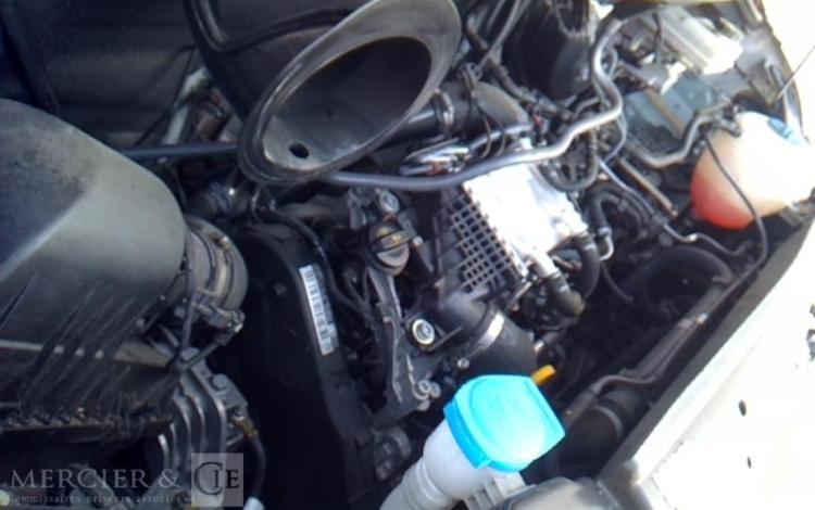 VOLKSWAGEN CRAFTER VAN 35 L4H3 14M3 TRACT 2.0 TDI 140CH BLANC GW-990-BW