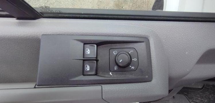 VOLKSWAGEN CRAFTER 2.0 TDI 140ch 3T5 L3H3 BUSINESS BVA BLANC GX-034-HS