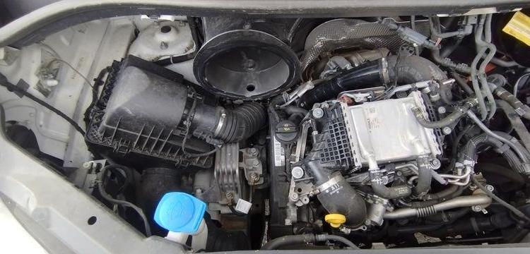 VOLKSWAGEN CRAFTER 2.0 TDI 140ch 3T5 L3H3 BUSINESS BVA BLANC GX-034-HS