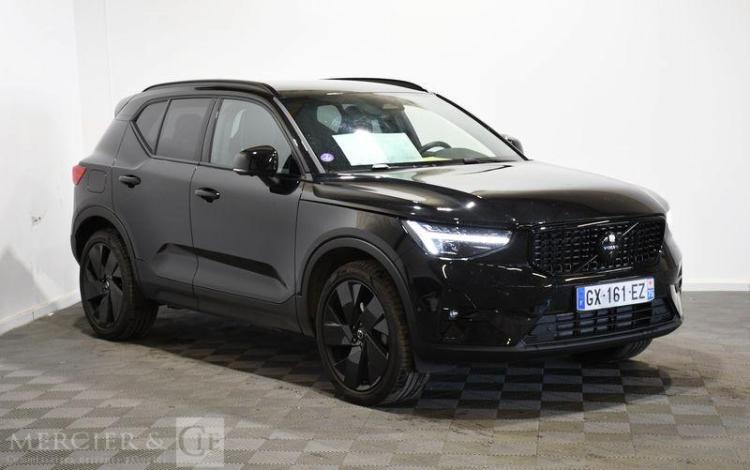 VOLVO XC40 2.0 B3 B 177ch MHEV BLACK EDITION DCT NOIR GX-161-EZ