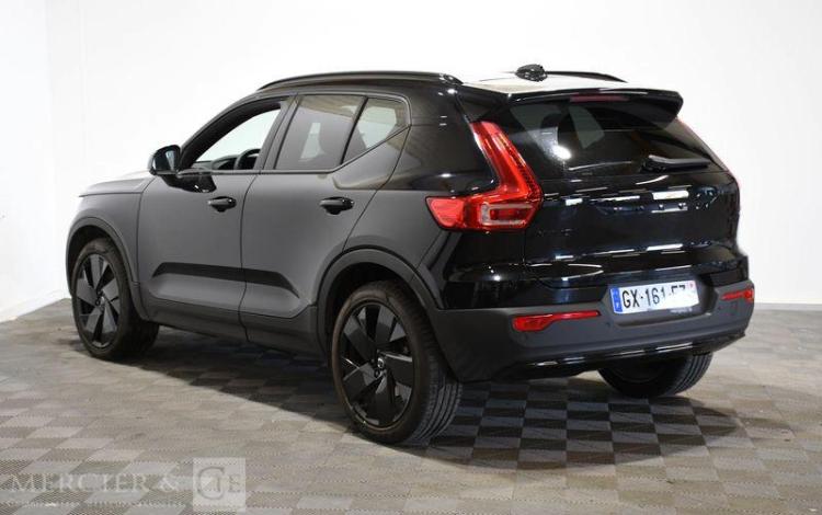 VOLVO XC40 2.0 B3 B 177ch MHEV BLACK EDITION DCT NOIR GX-161-EZ