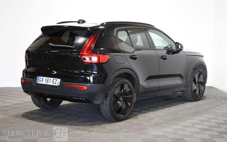 VOLVO XC40 2.0 B3 B 177ch MHEV BLACK EDITION DCT NOIR GX-161-EZ